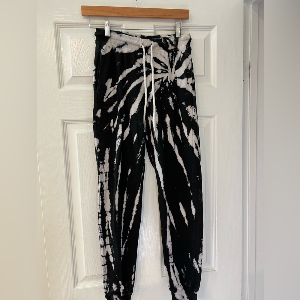 Black and white tie dye sweats